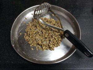 MOUTH WATERING STUFFED MOONG PARATHA 6 IMG 8093