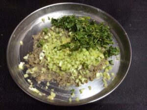 MOUTH WATERING STUFFED MOONG PARATHA 8 IMG 8095